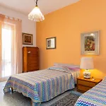 Vista Mare - *